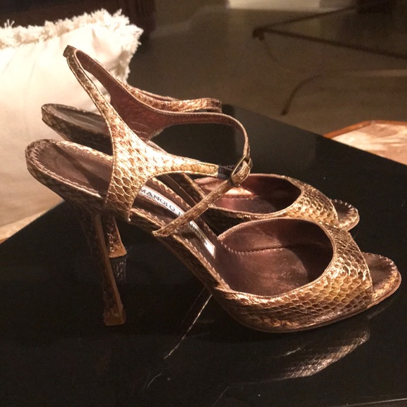 Manolo Blahnik Shoes - Authentic Manolo Blahnik Snakeskin Heels 